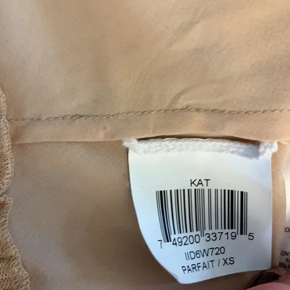 BCBG Maxazria “Kat” tiered dress - Picture 5 of 6